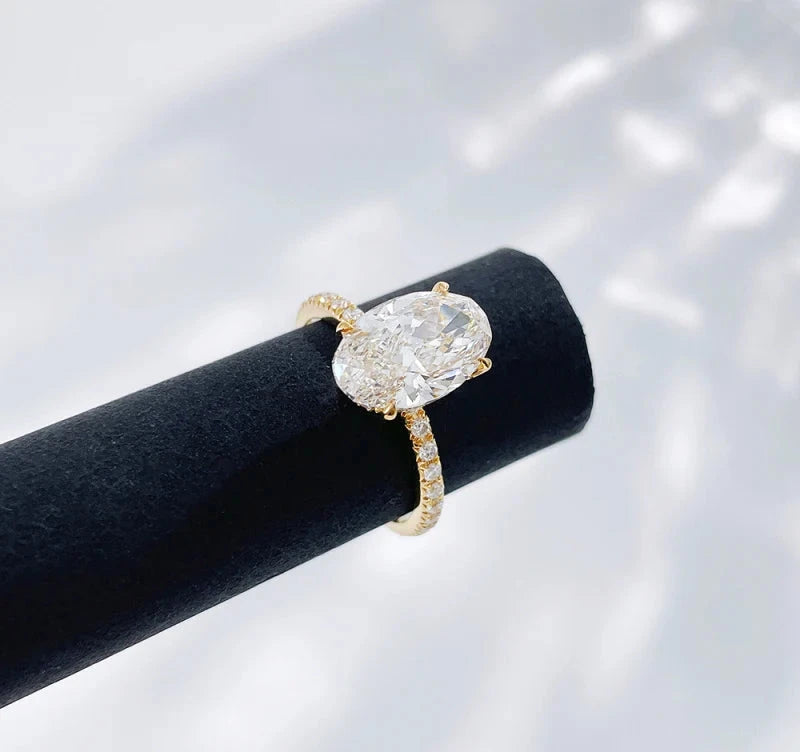 Oval Lab Diamond Ring with Side Stones, 3ct, 18K Gold, IGI Certified