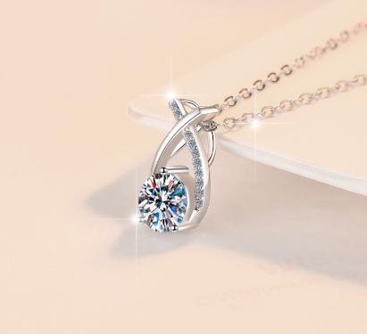 925 Sterling Silver Moissanite Twisted Teardrop Pendant