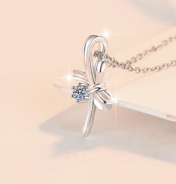 925 Sterling Silver Moissanite Ribbon Cross Pendant