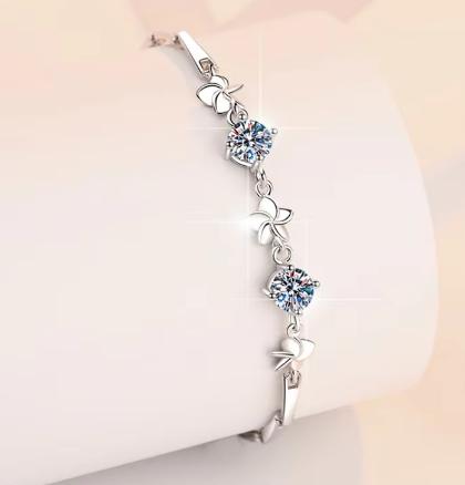 925 Sterling Silver Moissanite Twin Flower Link Bracelet