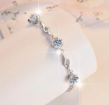 925 Sterling Silver Moissanite Triple Flower Station Bracelet