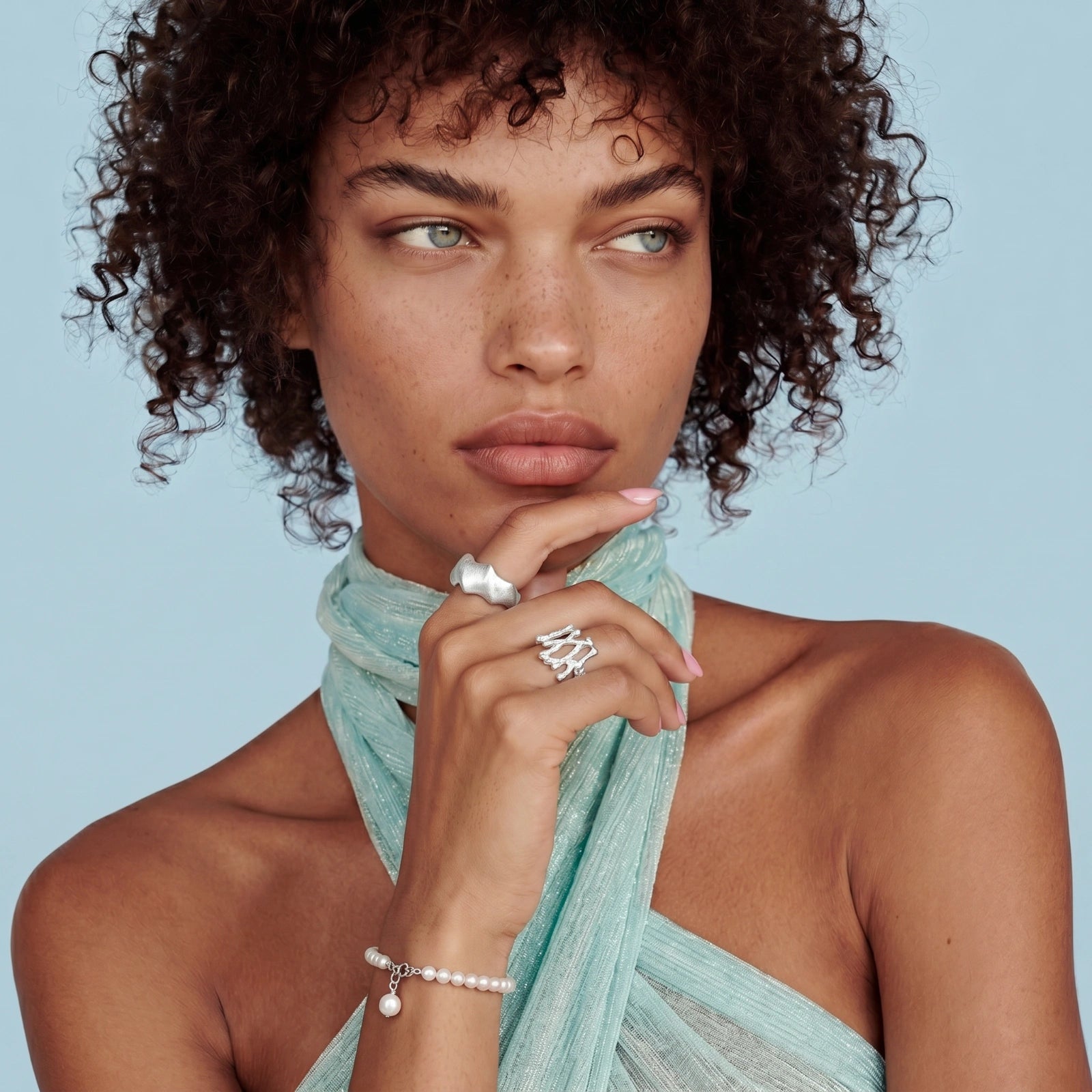 Pearlescent Dreams Bracelet | Freshwater Pearl | Rhodium-Plated Silver