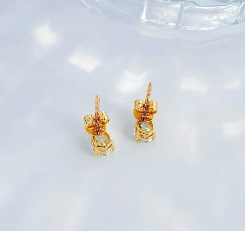 1ct Pear Cut Lab Grown Diamond Stud Earrings, 18K Gold