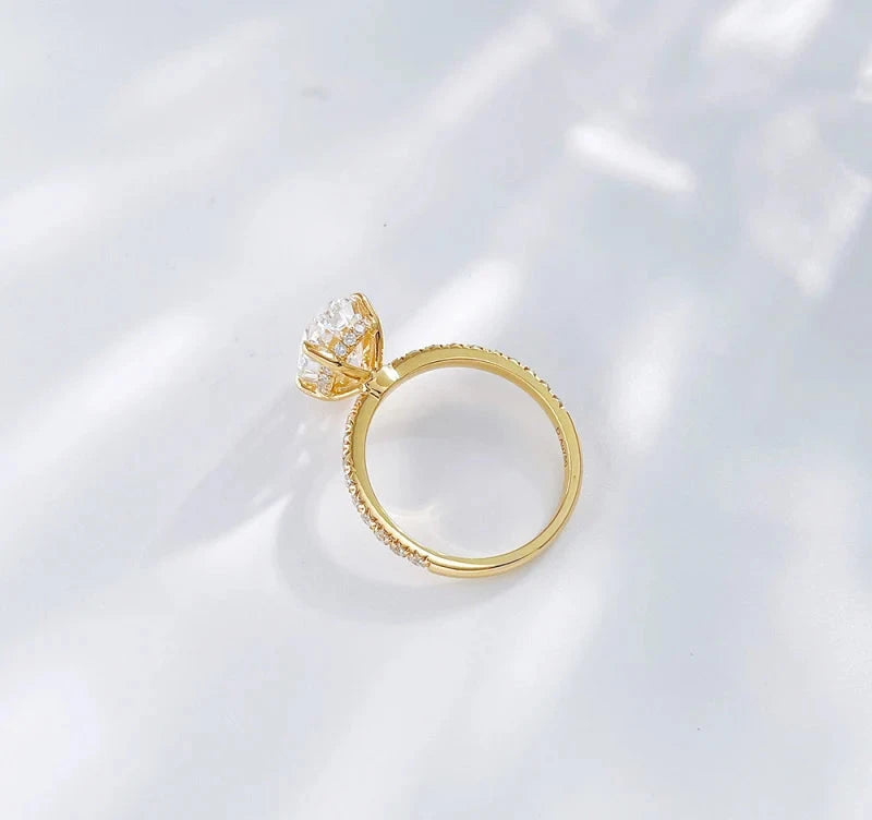 Oval Lab Diamond Ring with Side Stones, 3ct, 18K Gold, IGI Certified