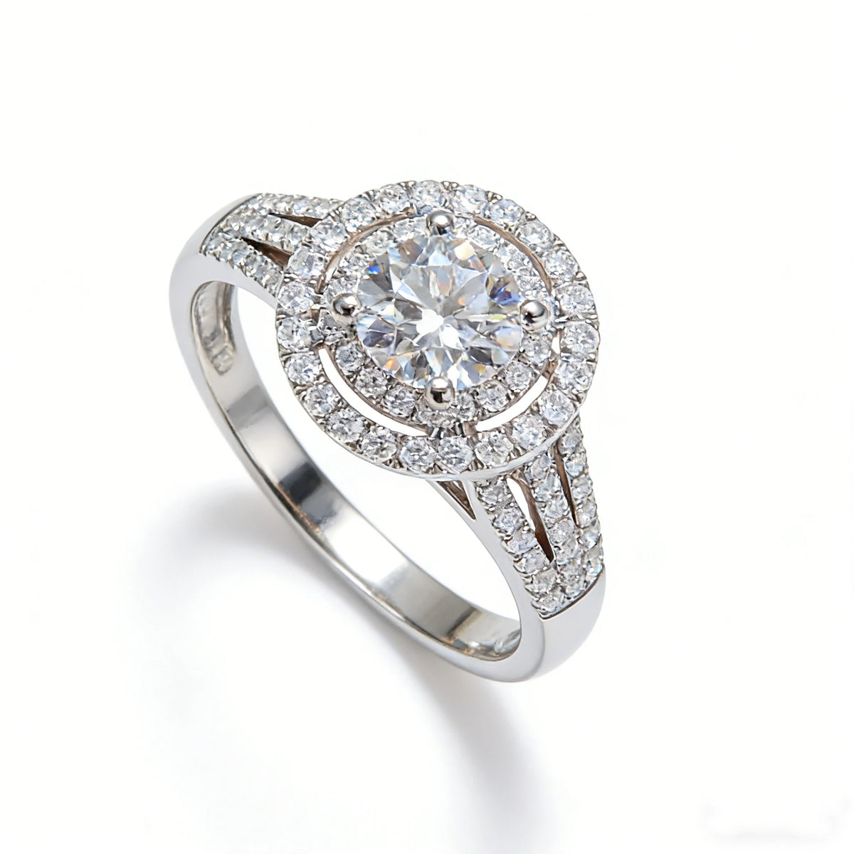 1.6ct Round VVS Lab Diamond Ring, 18K Gold, IGI Certified