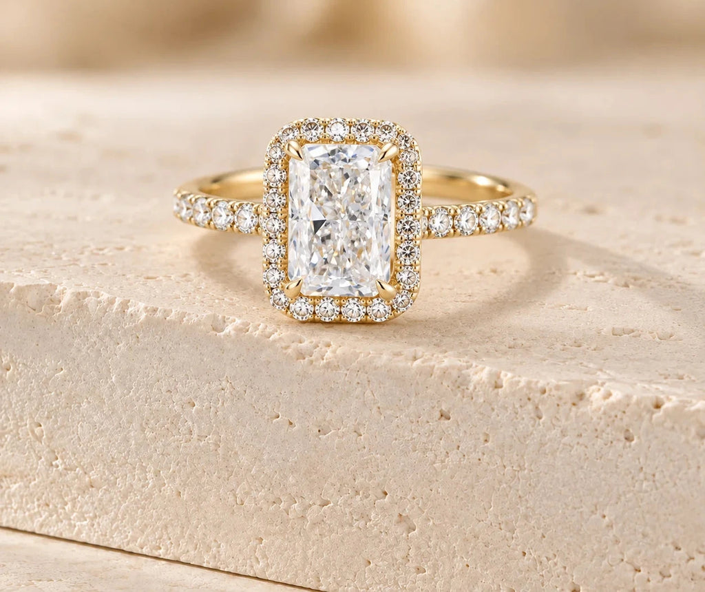High Quality Cushion Cut Lab Diamond Ring, 18K Gold, IGI Certified