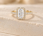 High Quality Cushion Cut Lab Diamond Ring, 18K Gold, IGI Certified