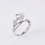 Elegant Heart VVS Lab Diamond Ring, 18K Gold, IGI Certified
