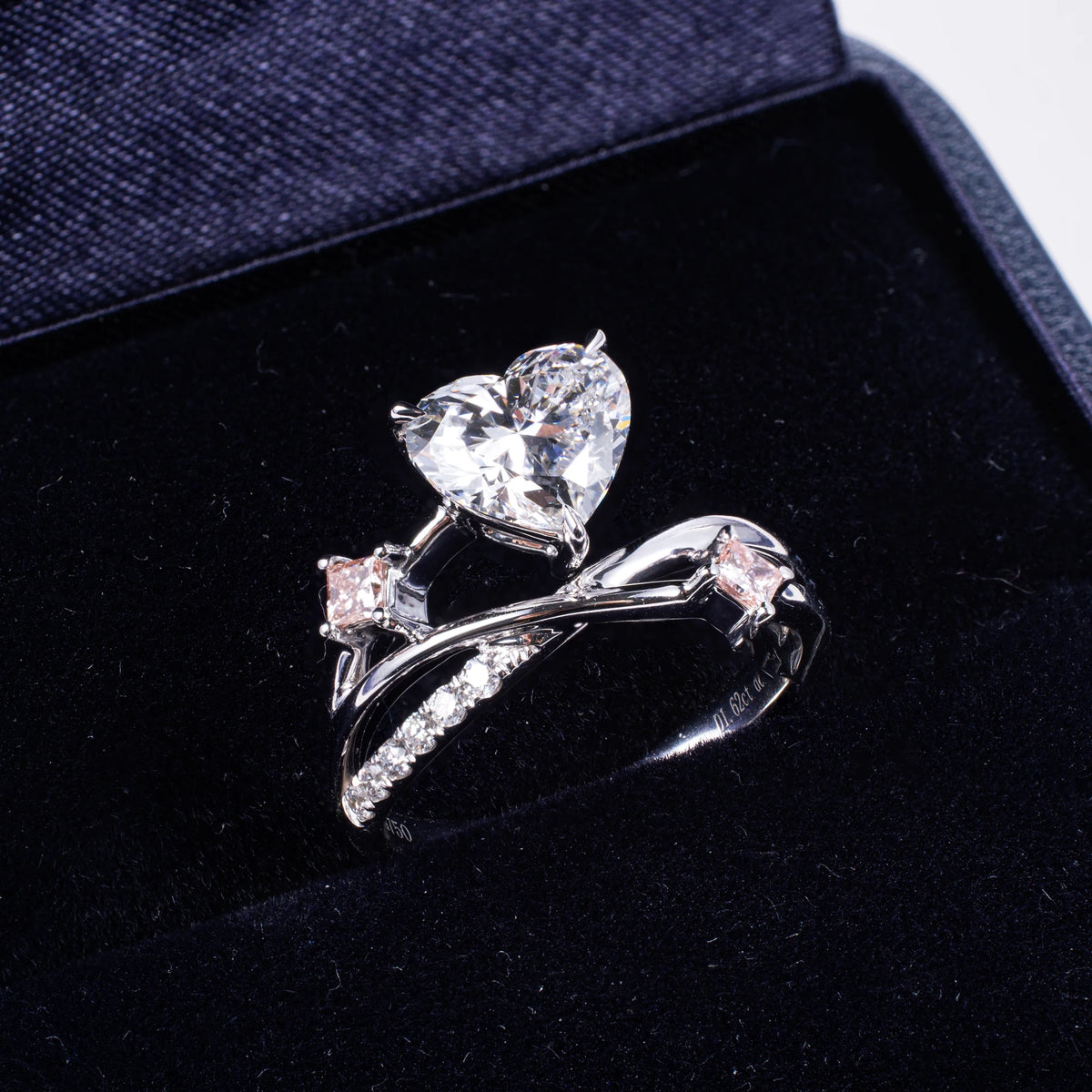 Elegant Heart VVS Lab Diamond Ring, 18K Gold, IGI Certified