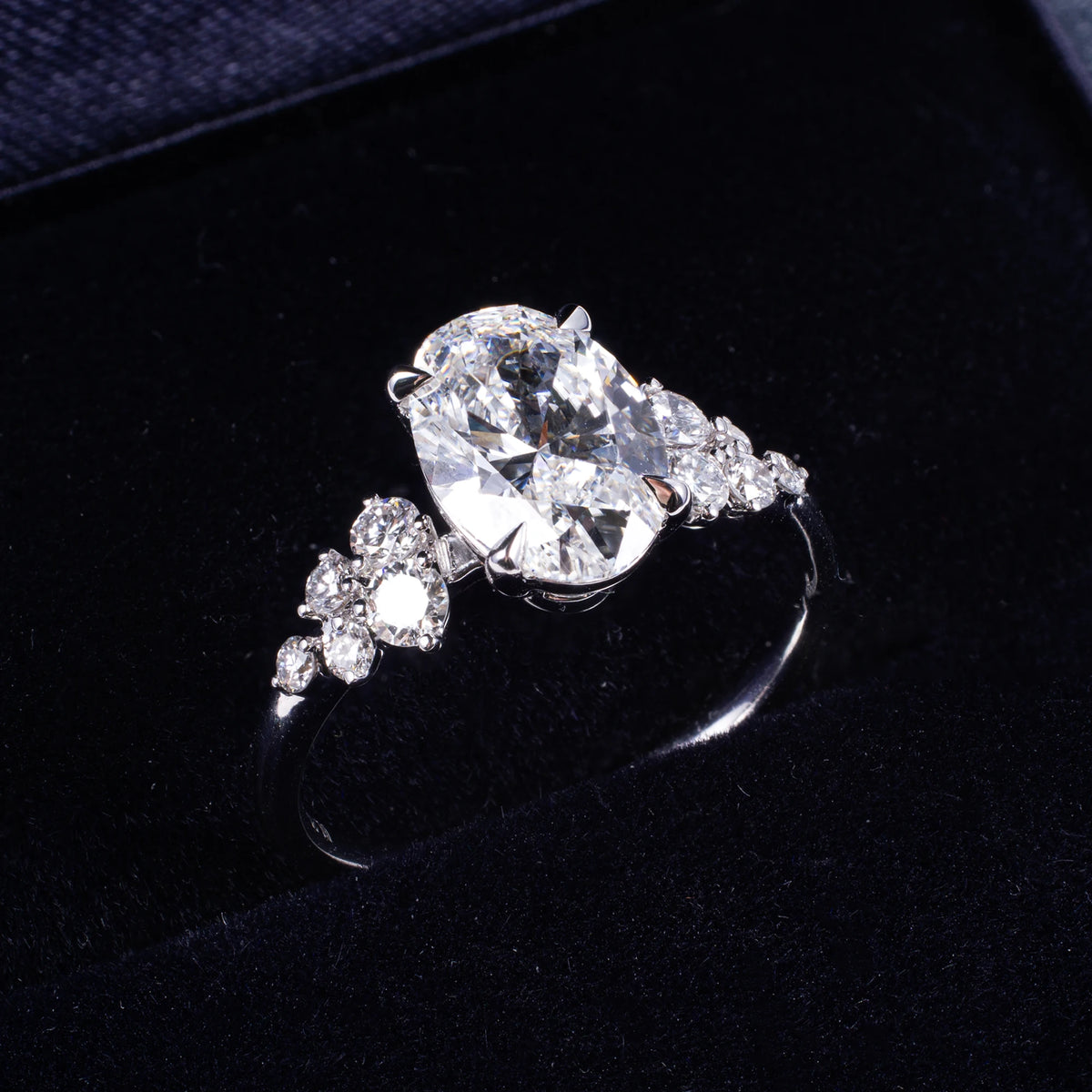 Elegant Oval Lab Diamond Ring with Side Stones, 1.7ct, 18K Gold, IGI Certified