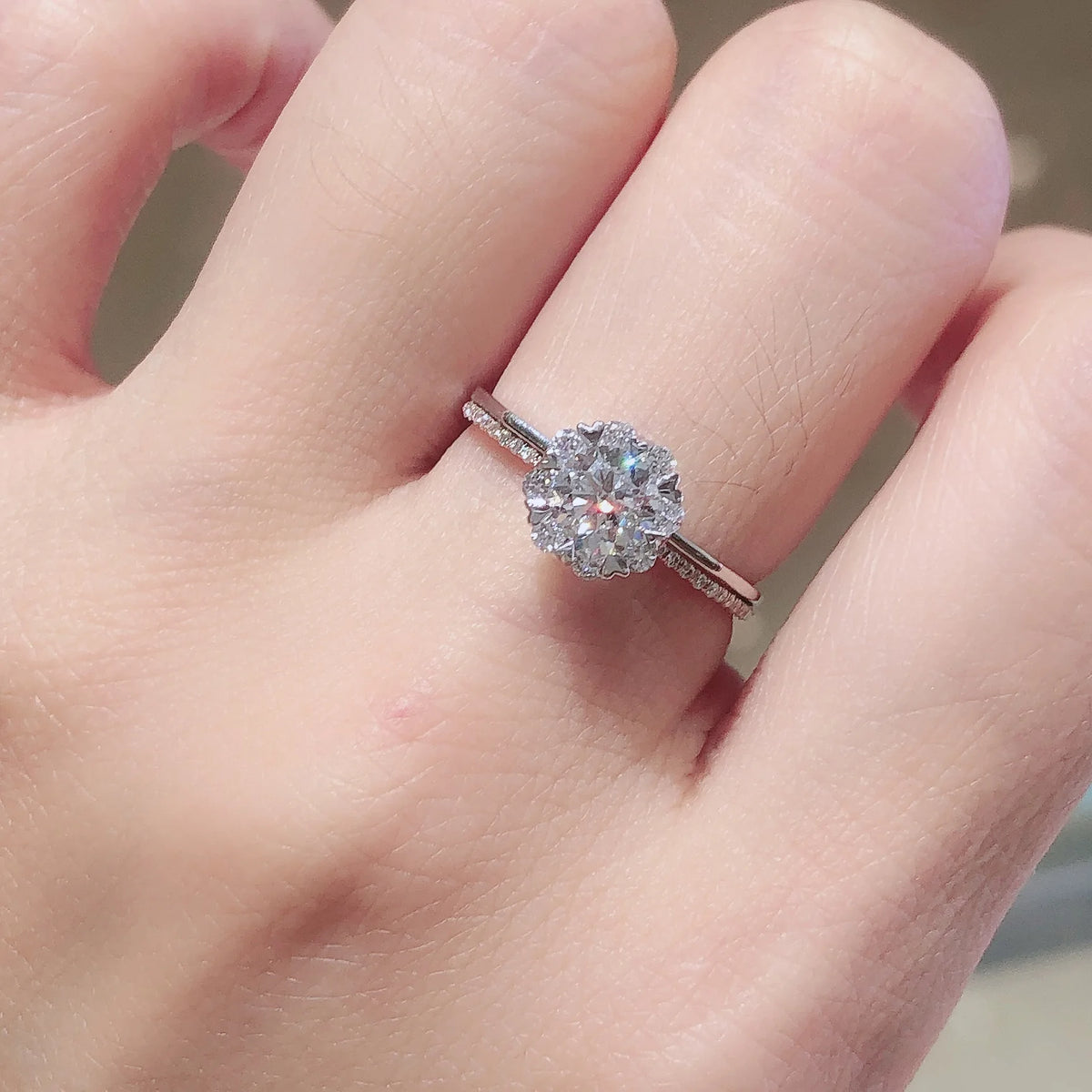 0.7ct Round Cut VVS Lab Diamond Ring, 18K Gold, IGI Certified