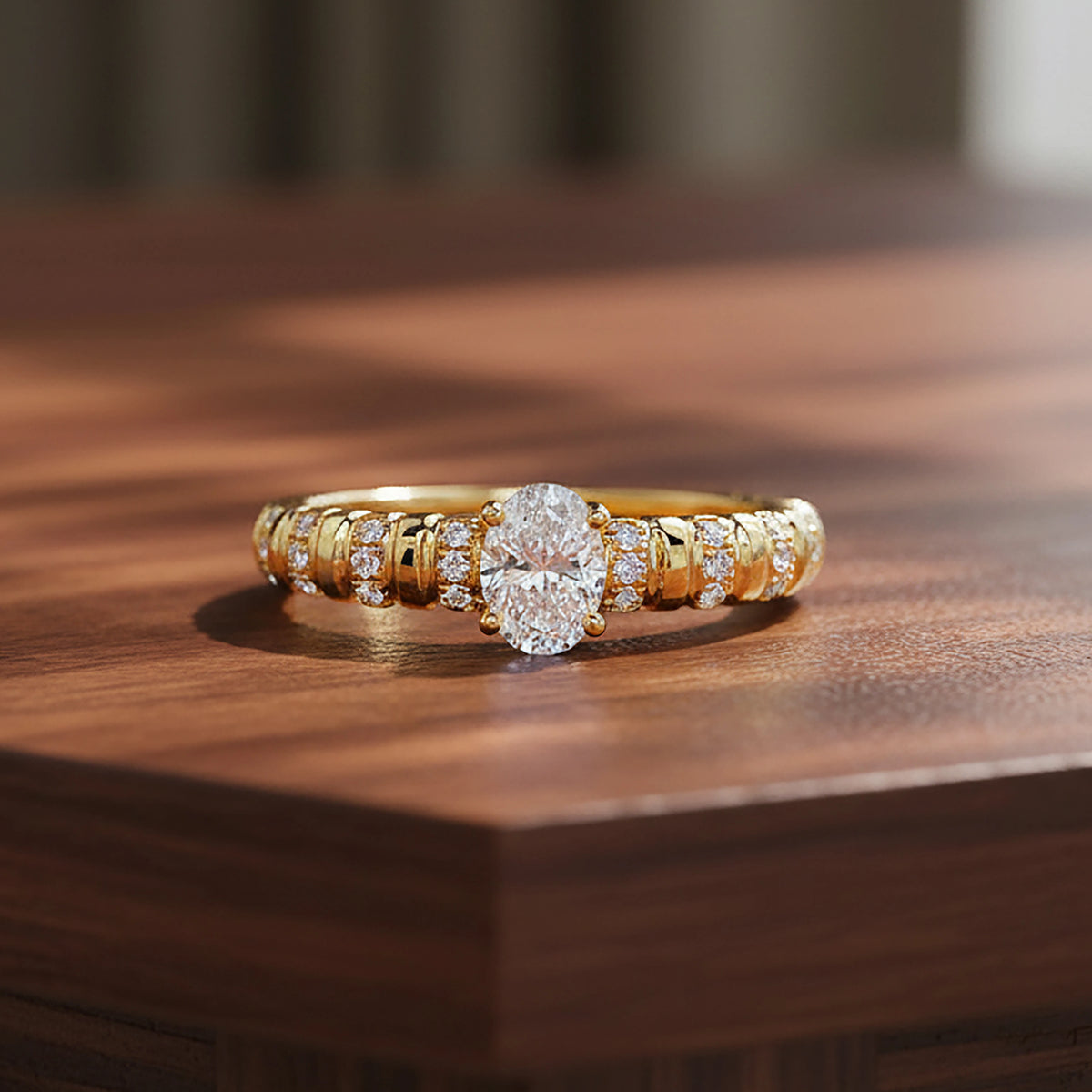 VVS Lab Diamond Ring, 0.3-0.5ct, 18K Gold, IGI Certified