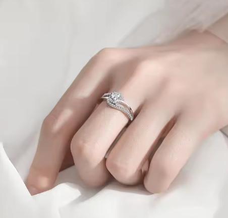 Oval Solitaire Split Shank Moissanite Ring in 925 Sterling Silver
