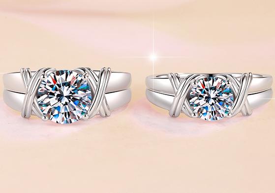 Round Ribbon Solitaire Moissanite Ring in 925 Sterling Silver