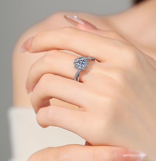 Round Flower Halo Moissanite Ring in 925 Sterling Silver