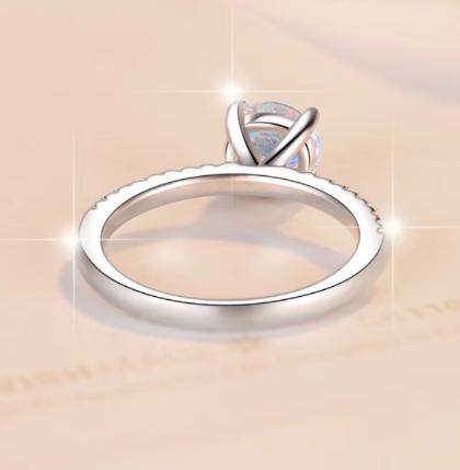 Round Solitaire Floral Shoulder Moissanite Ring in 925 Sterling Silver