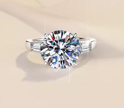 Round Solitaire Baguette Shoulder Moissanite Ring in 925 Silver