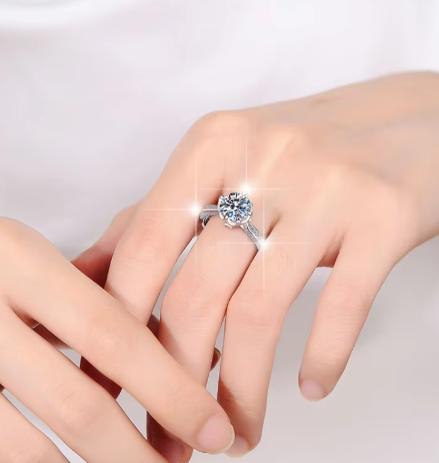 Round Solitaire Split Shank Moissanite Ring in 925 Sterling Silver