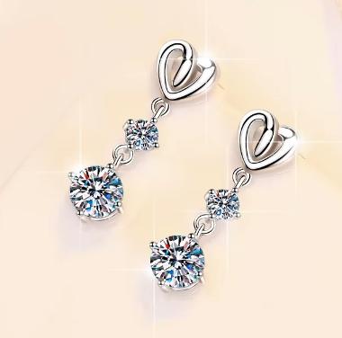 Sterling Silver Moissanite Heart Link Solitaire Drop Earrings, detail view 2