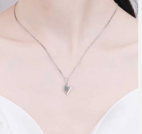 Ribbon Curve Sterling Silver Moissanite Pendant, silver-tone