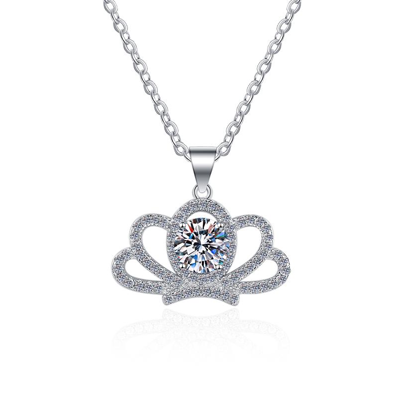 Three-Petal Crown Sterling Silver Moissanite Pendant, silver-tone