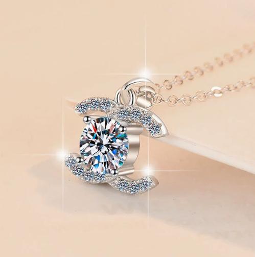Curved Twin-Bar Solitaire Sterling Silver Moissanite Pendant, silver-tone