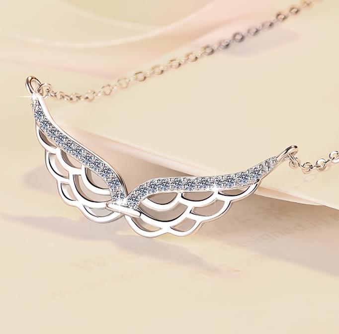 Scalloped Necklace Sterling Silver Moissanite Necklace, Silver-tone
