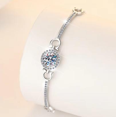 Sterling Silver Moissanite Round Halo Bar Link Bracelet, detail view 1