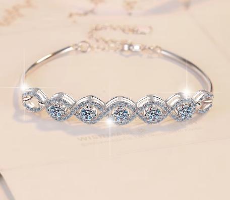 Sterling Silver Moissanite Oval Woven Link Bracelet, detail view 3