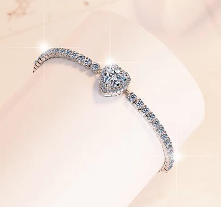 Sterling Silver Moissanite Heart Solitaire Slider Bracelet, detail view 2
