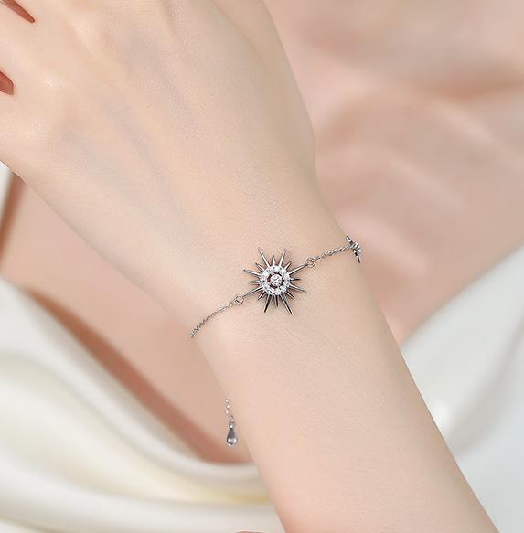 Sterling Silver Moissanite Sunburst Link Bracelet, detail view 3